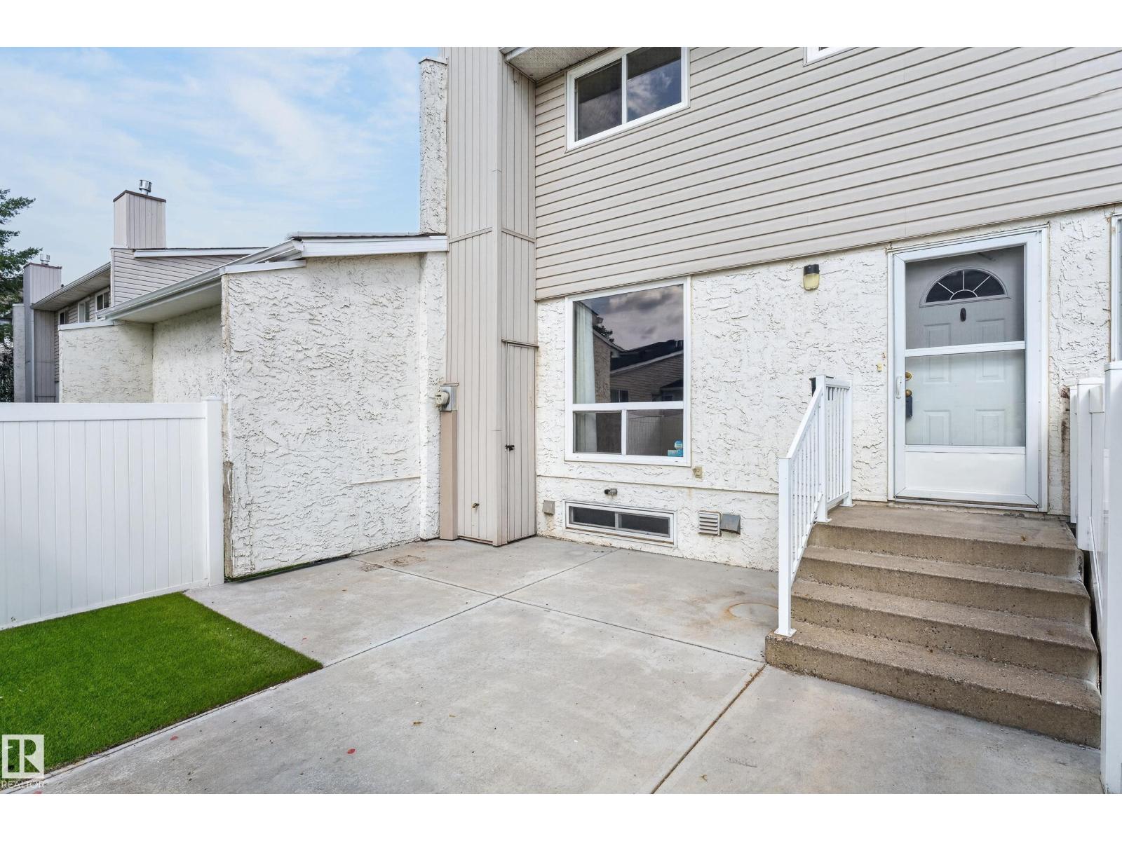 MLS® listing #30164242 for sale located at 14557 121 ST NW