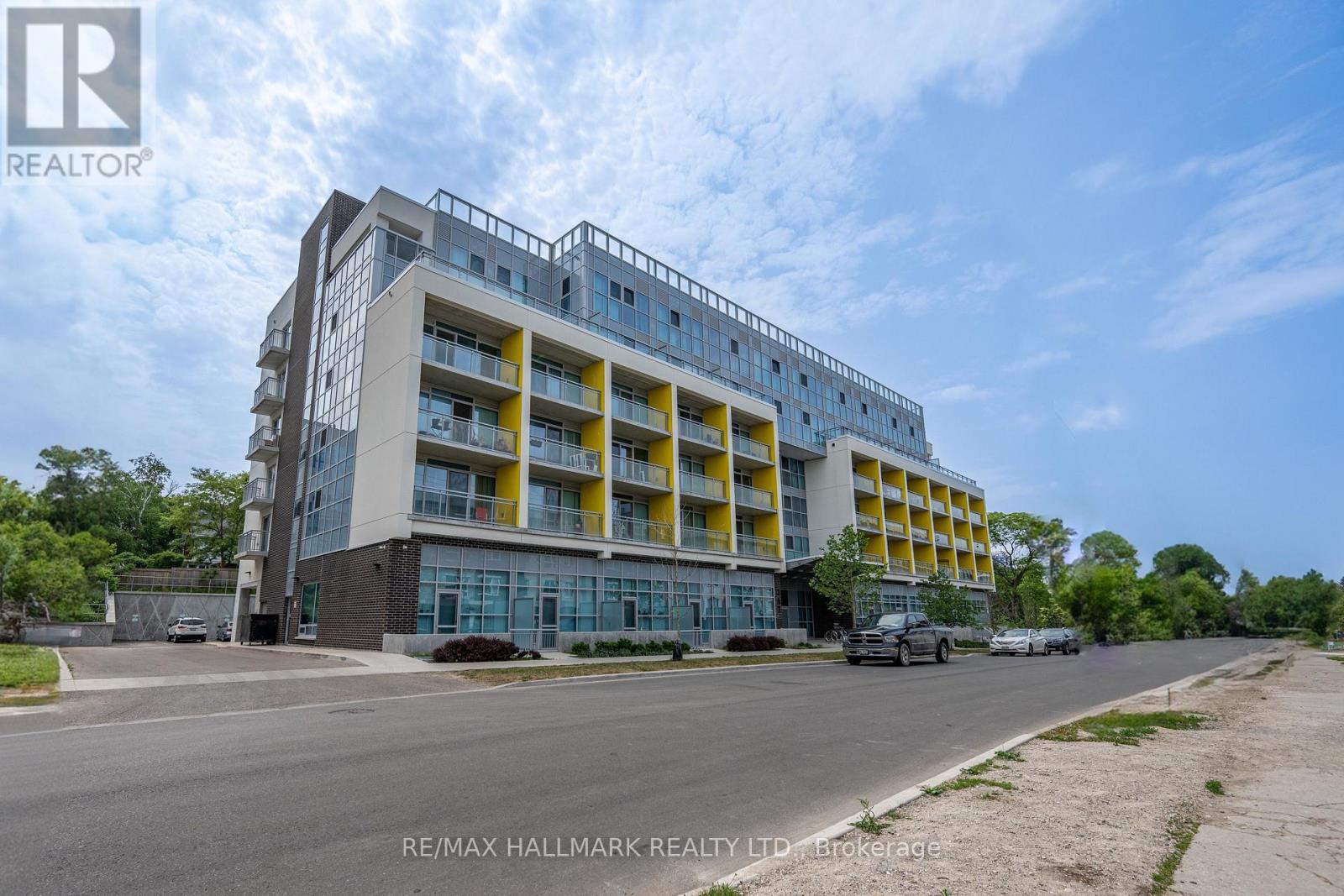 MLS® listing #30164980 for sale located at 309 (PARKING ONLY) - 257 HEMLOCK STREET