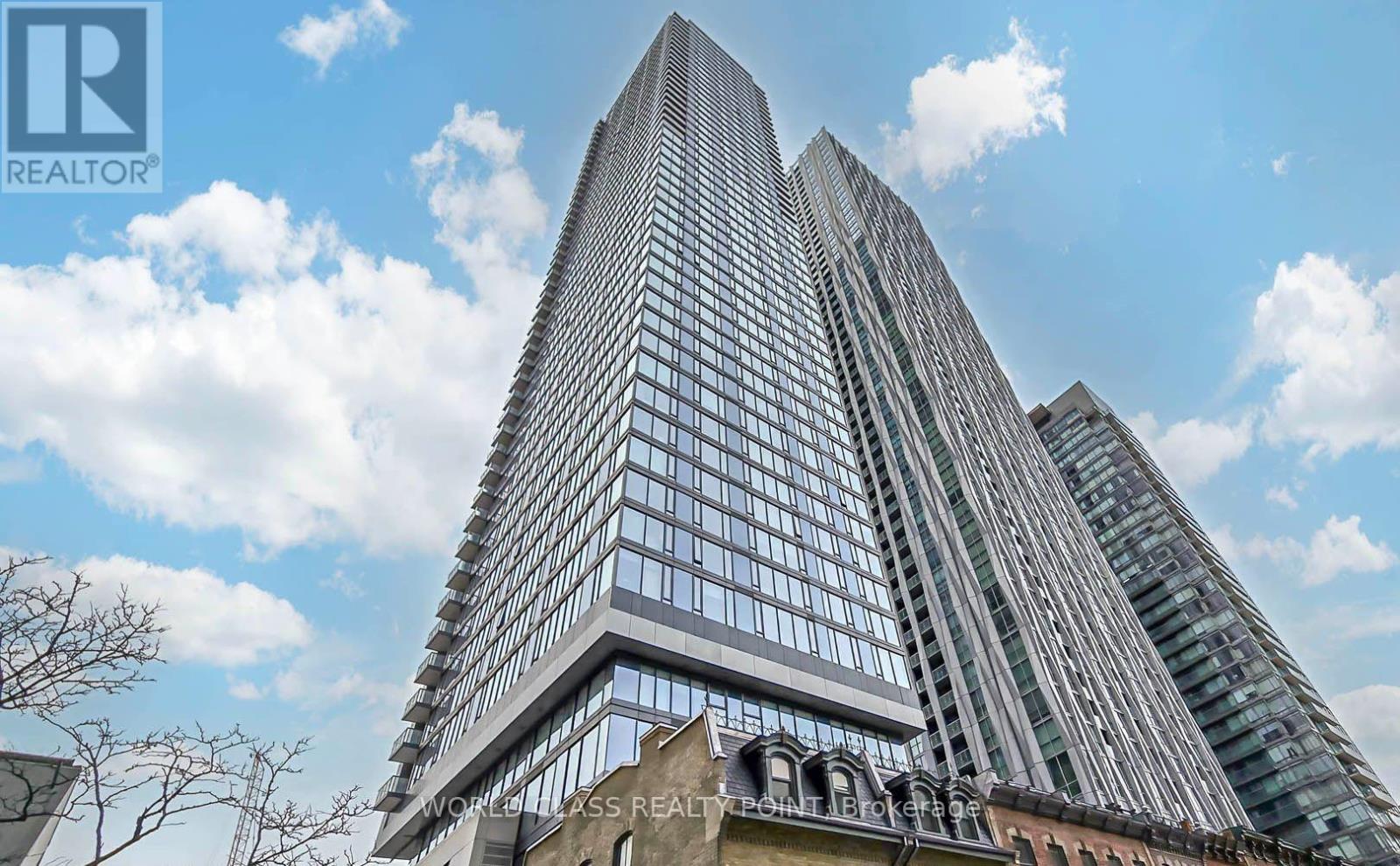MLS® listing #30165095 for sale located at 2404 - 8 CUMBERLAND STREET