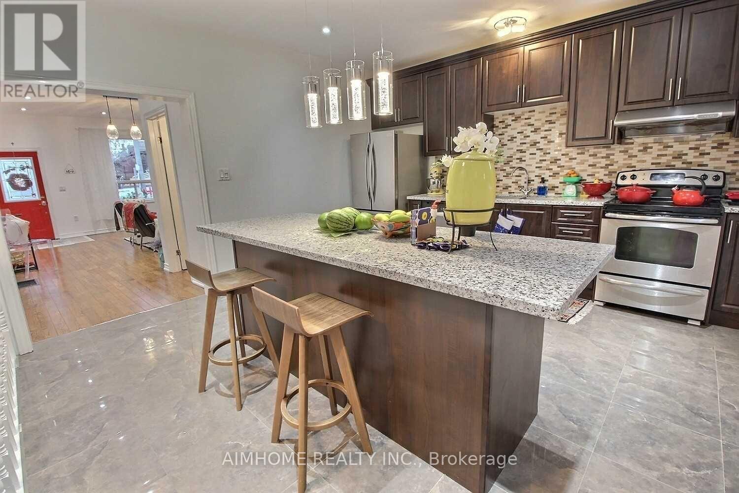 MLS® listing #30167094 for sale located at 966 DUNDAS STREET E