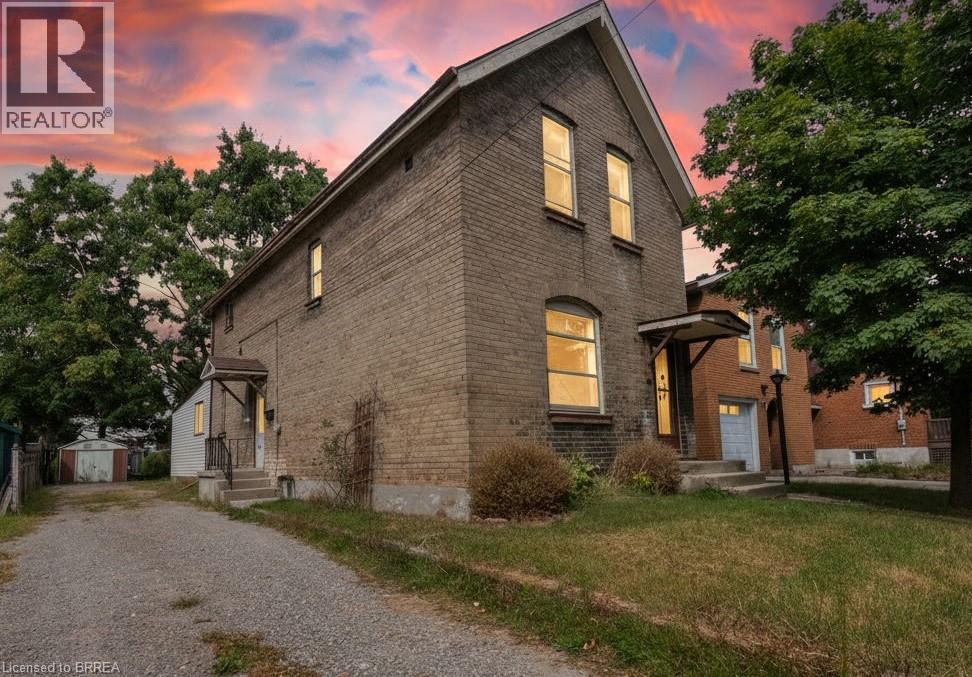 MLS® listing #30167633 for sale located at 150 ELGIN Street Unit# LOWER
