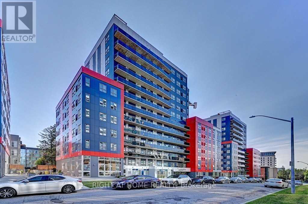 MLS® listing #30167959 for sale located at 215 - 258B SUNVIEW STREET