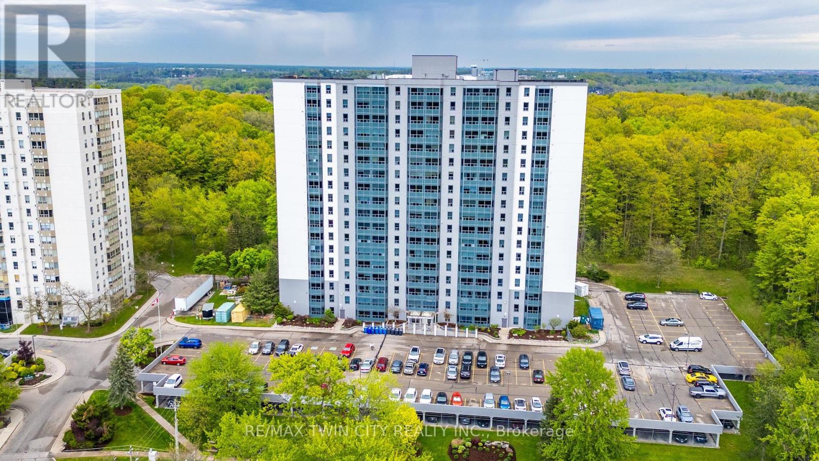 MLS® listing #30168506 for sale located at 608 - 55 GREEN VALLEY DRIVE