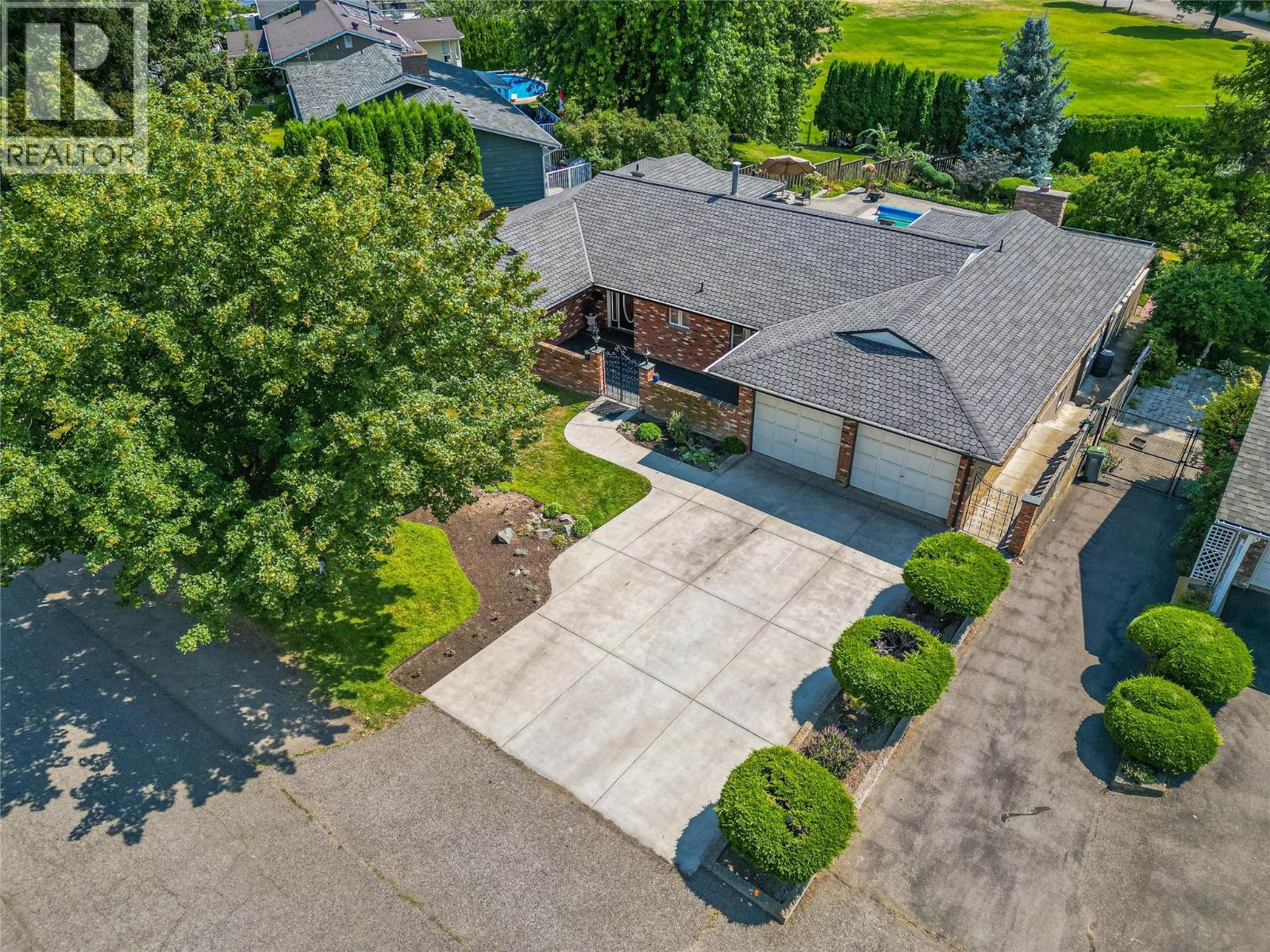 MLS® listing #30168618 for sale located at 857 ORCREST Drive