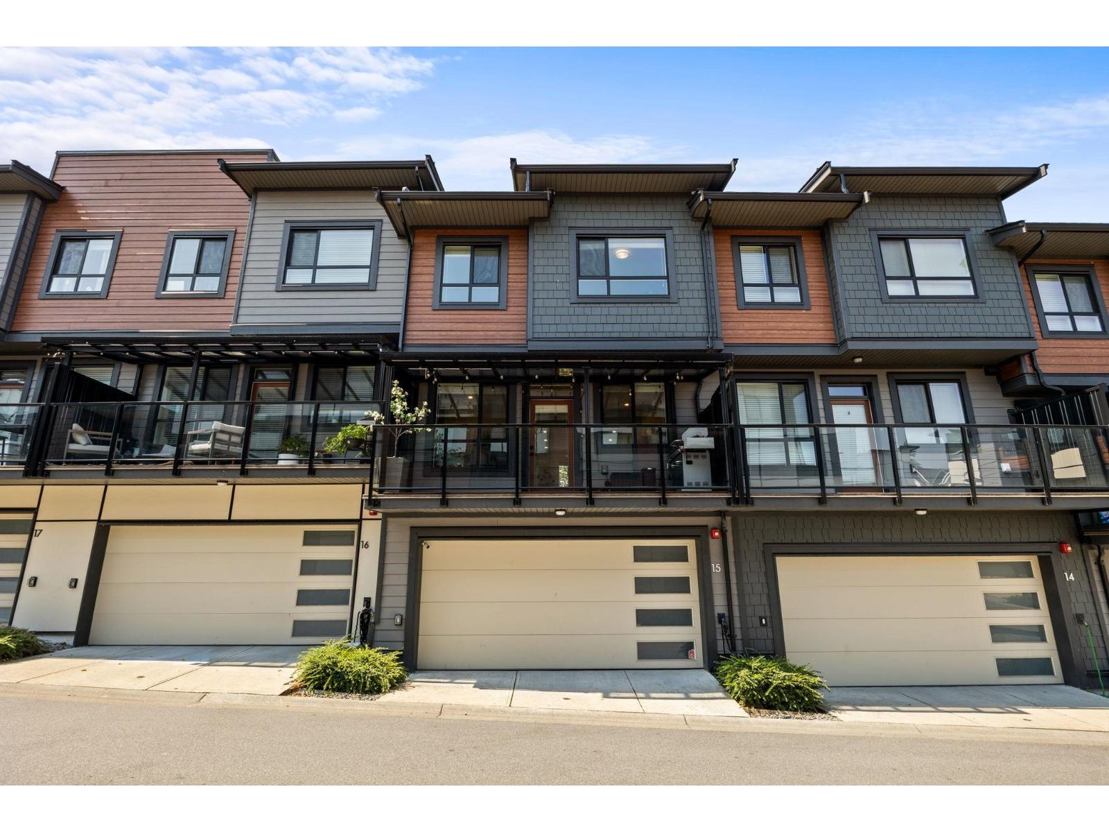 MLS® listing #30168903 for sale located at 15 20150 81 AVENUE