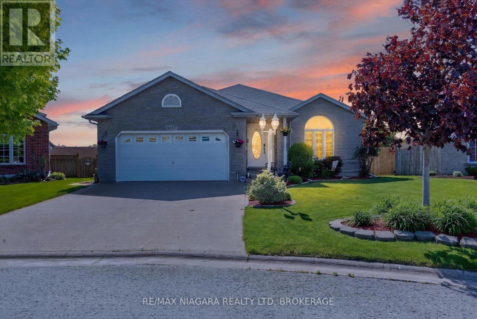 MLS® listing #30171792 for sale located at 4457 KATHLEEN CRESCENT