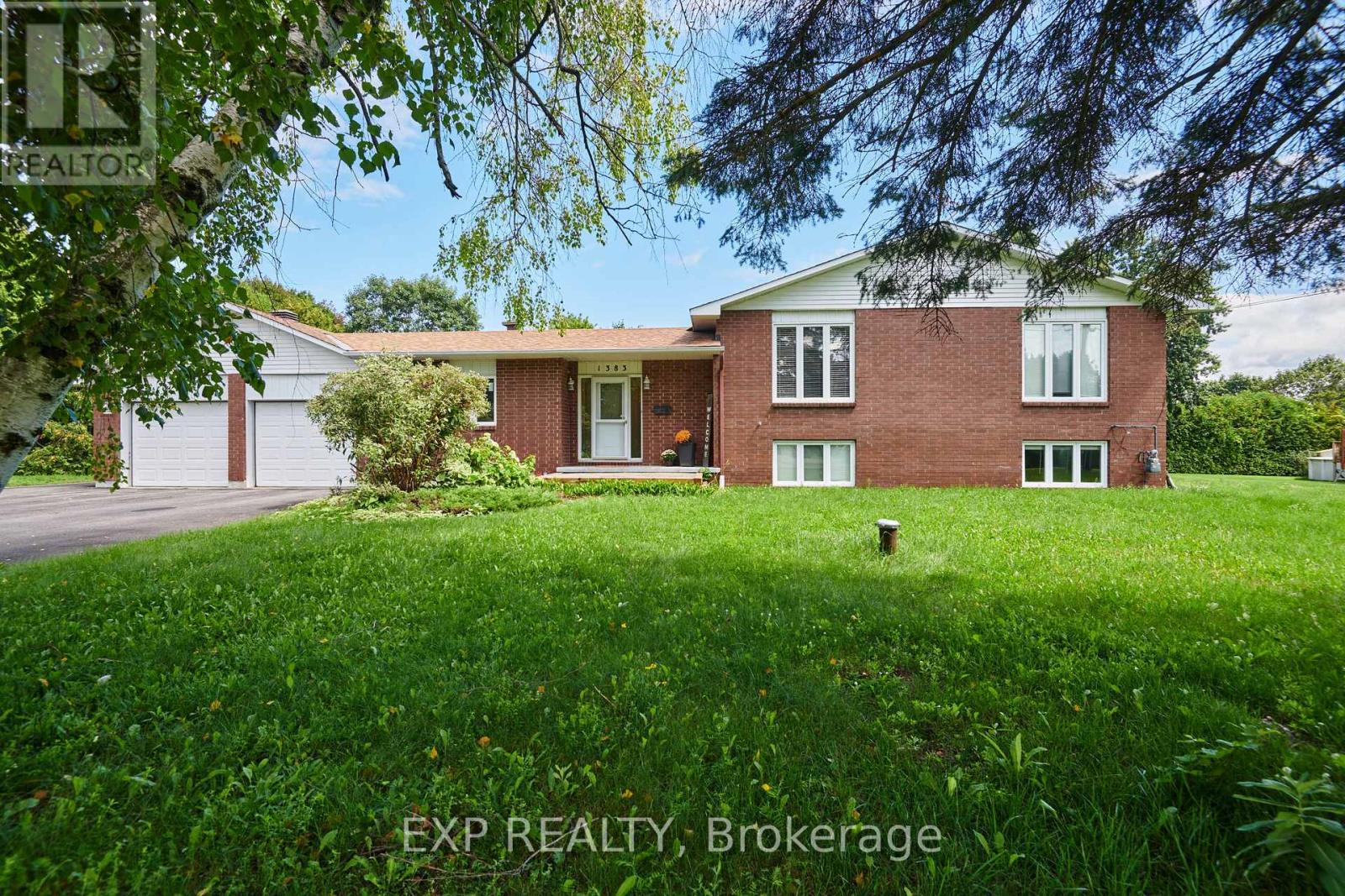 MLS® listing #30172086 for sale located at 1383 KESWICK DRIVE
