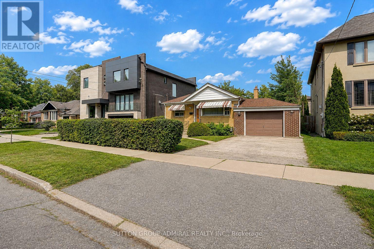 MLS® listing #30172226 for sale located at 78 INVERMAY AVENUE