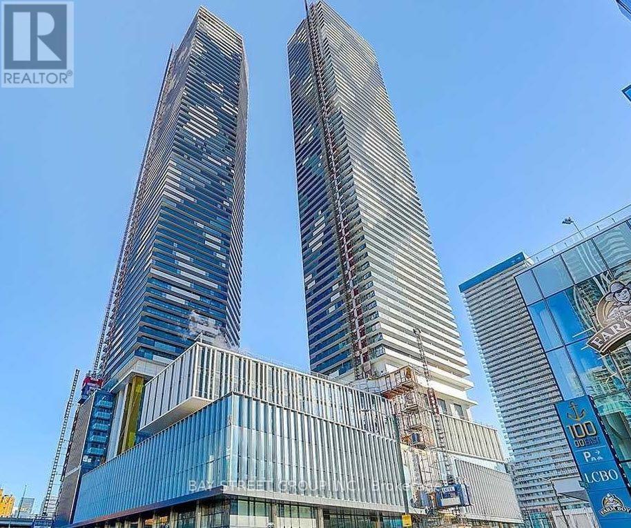 MLS® listing #30172461 for sale located at 4302 - 138 DOWNES STREET