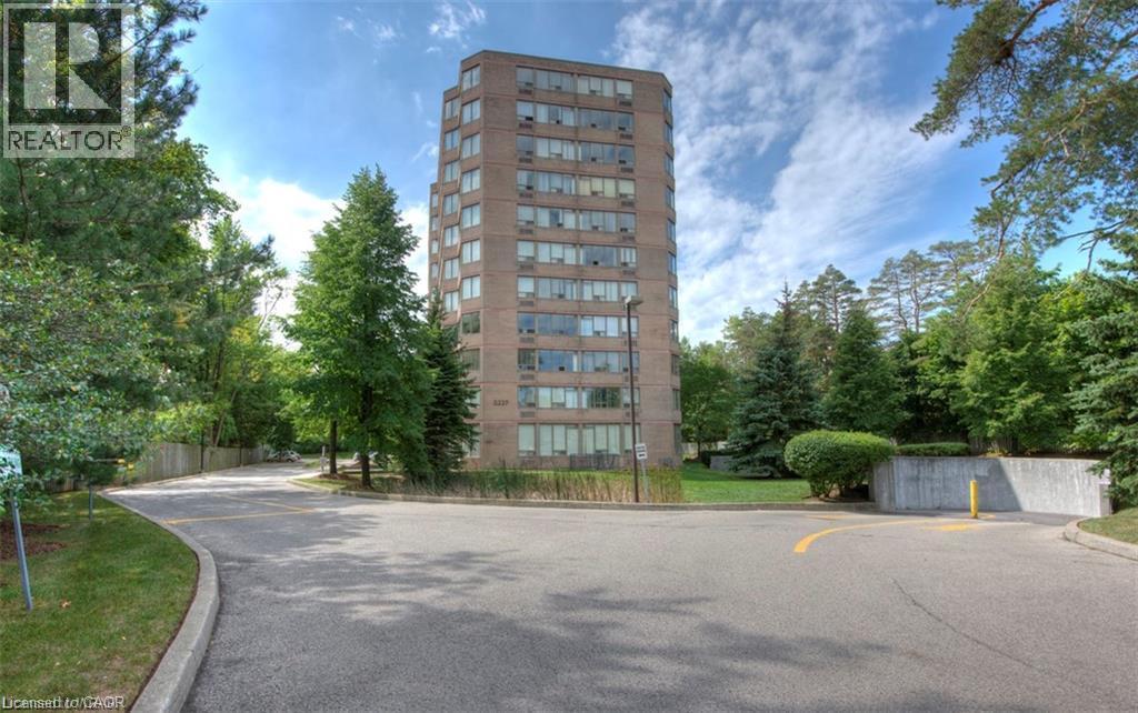 MLS® listing #30172535 for sale located at 3227 E KING Street Unit# 503