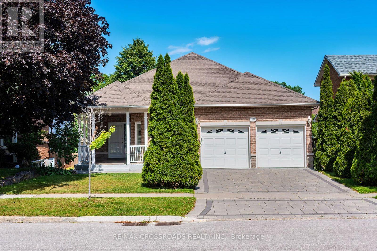 MLS® listing #30172682 for sale located at 1859 NEW STREET