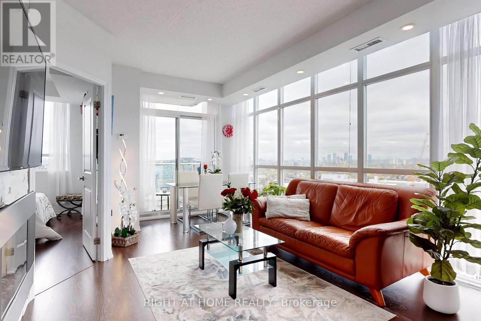 MLS® listing #30173578 for sale located at 2415 - 125 WESTERN BATTERY ROAD