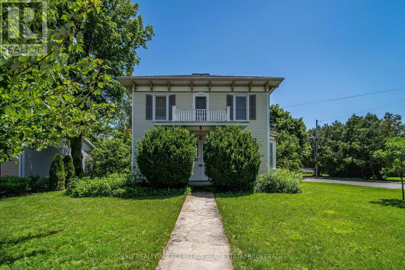 MLS® listing #30174037 for sale located at 182 WATER STREET W