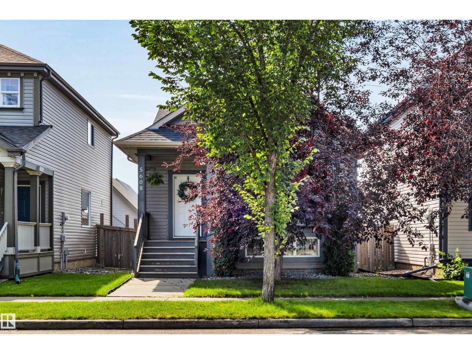 MLS® listing #30175810 for sale located at 5608 STEVENS CR NW