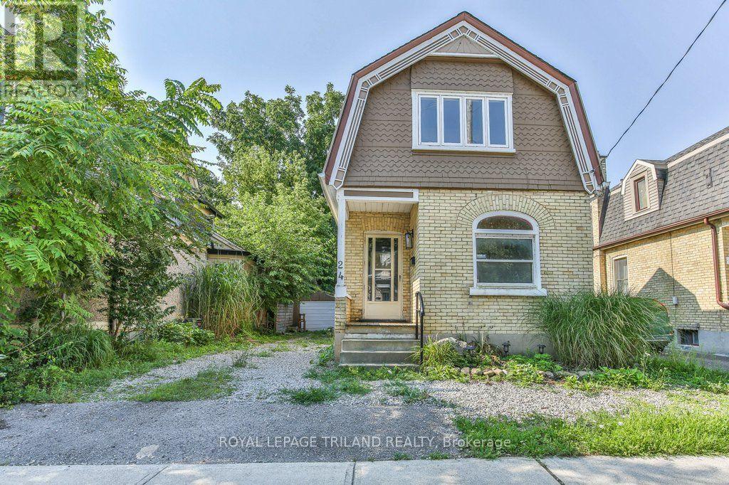 MLS® listing #30176891 for sale located at 24 MOUNT PLEASANT AVENUE
