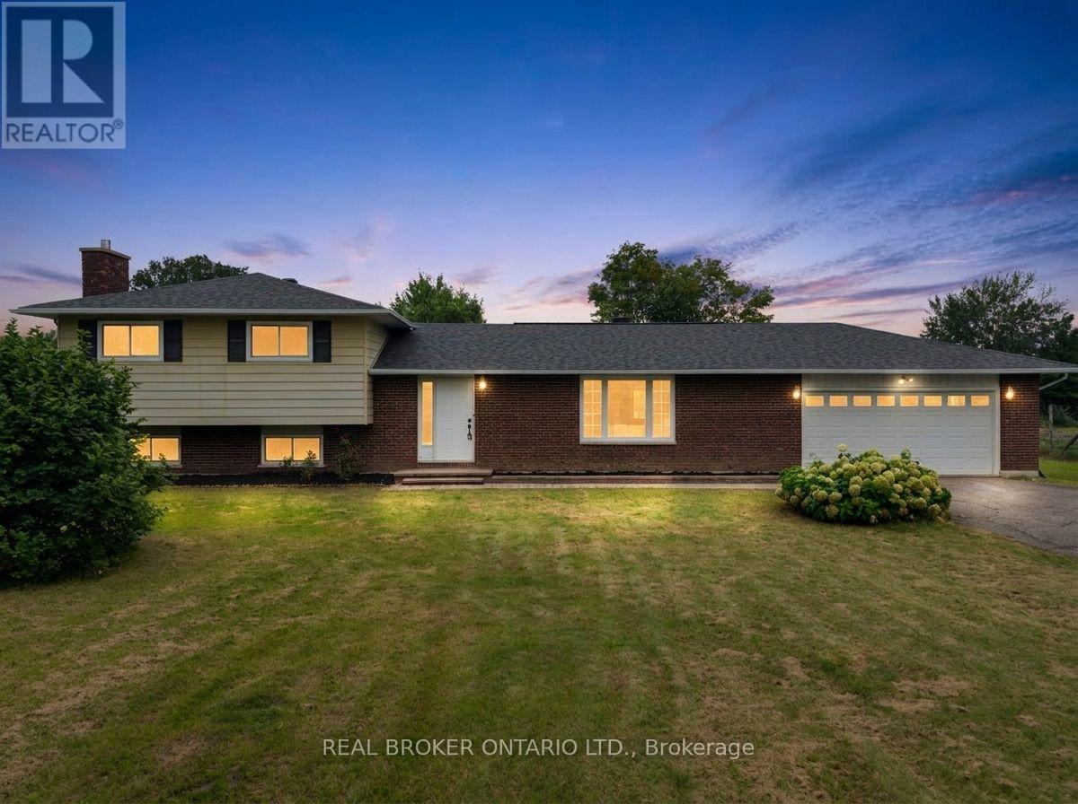 MLS® listing #30176894 for sale located at 672 LINE 3 LINE