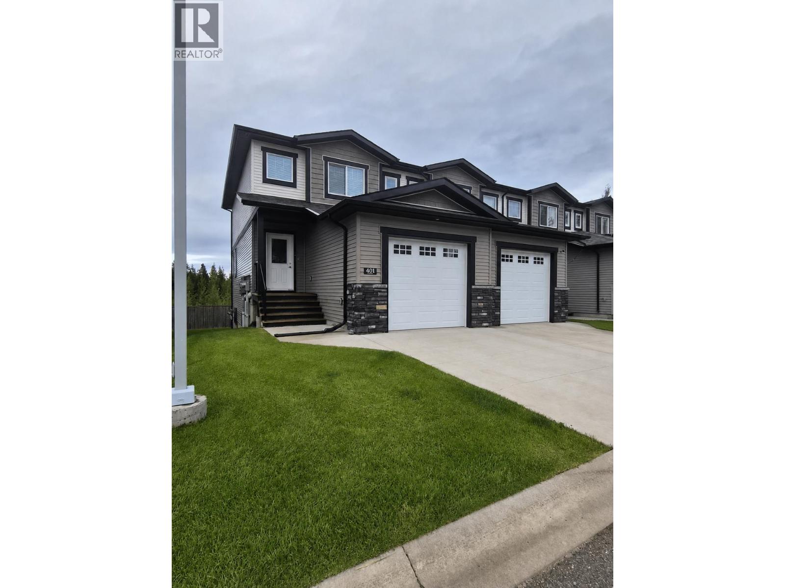 MLS® listing #30176923 for sale located at 401 6798 WESTGATE AVENUE
