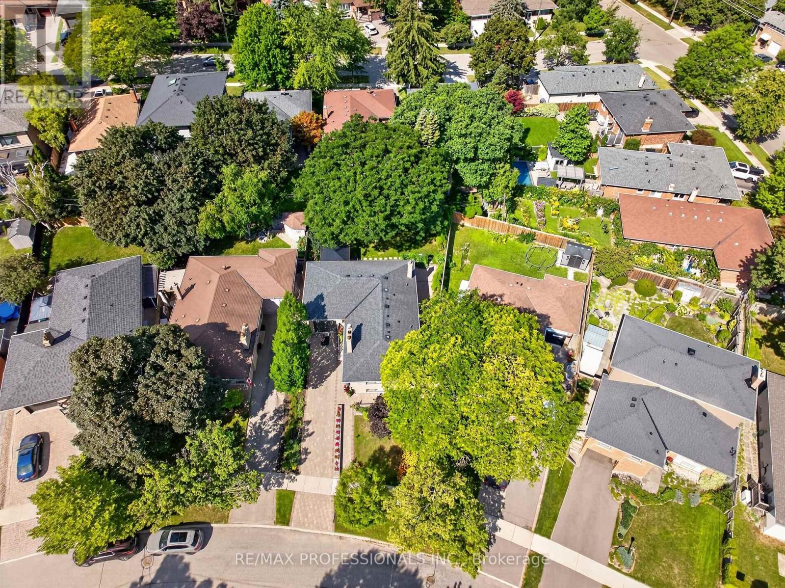MLS® listing #30176949 for sale located at 57 MERRYGALE CRESCENT