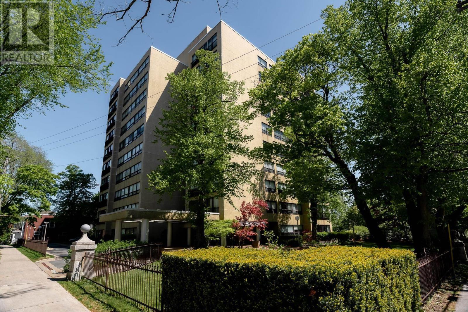 MLS® listing #30178286 for sale located at 702 6095 Coburg Road