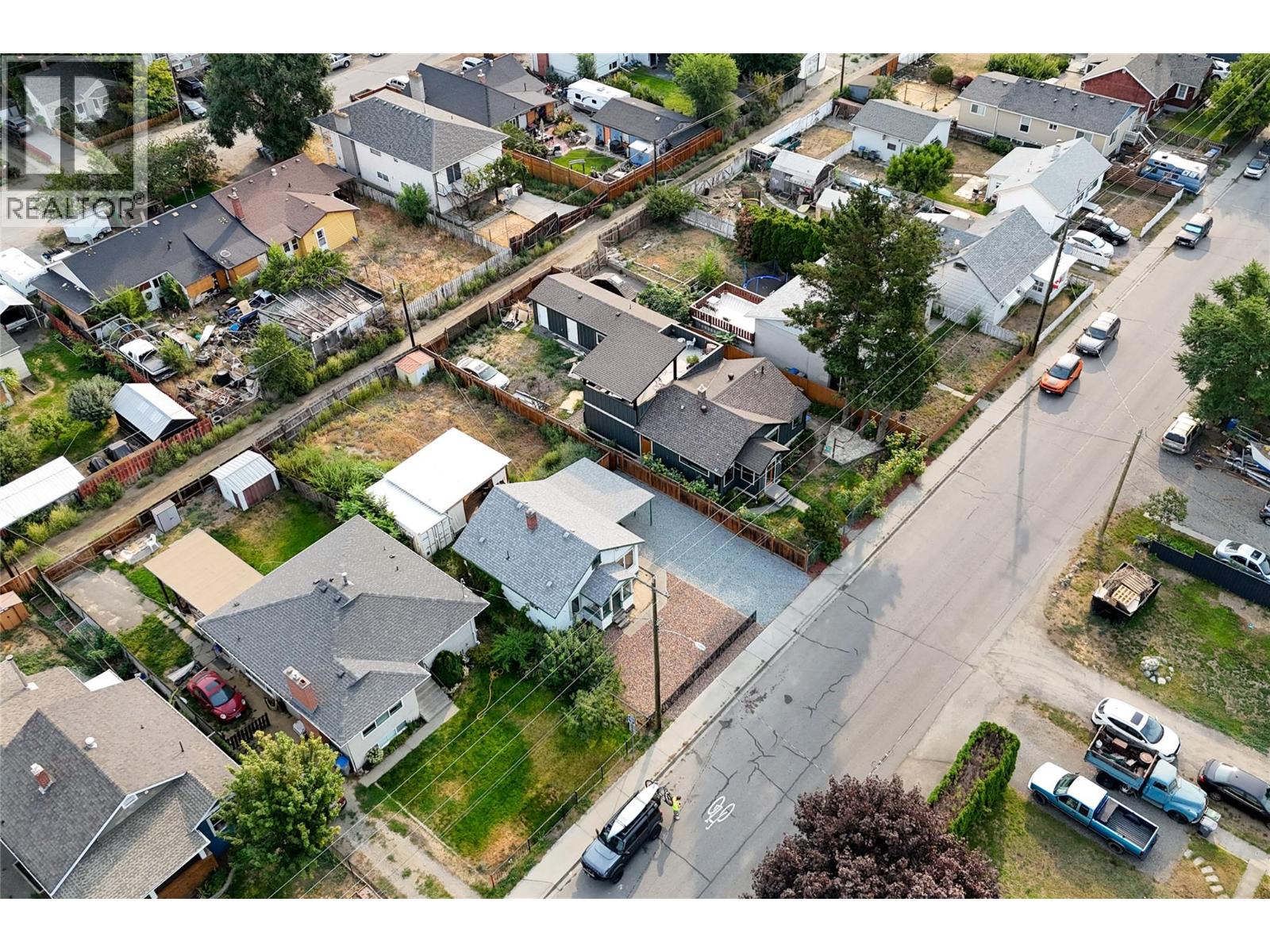 MLS® listing #30178965 for sale located at 364 Royal Avenue