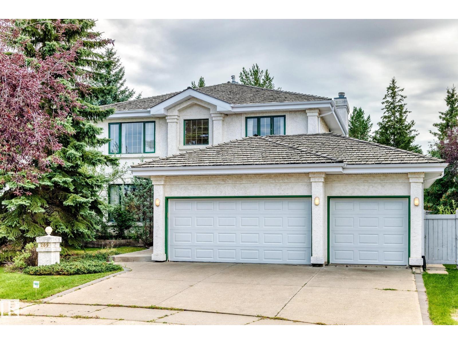 MLS® listing #30179500 for sale located at 209 CARMICHAEL CL NW