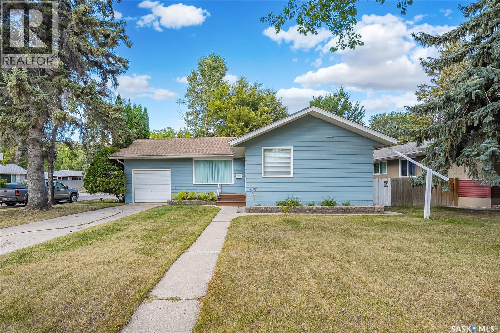 MLS® listing #30180022 for sale located at 301 CASCADE STREET