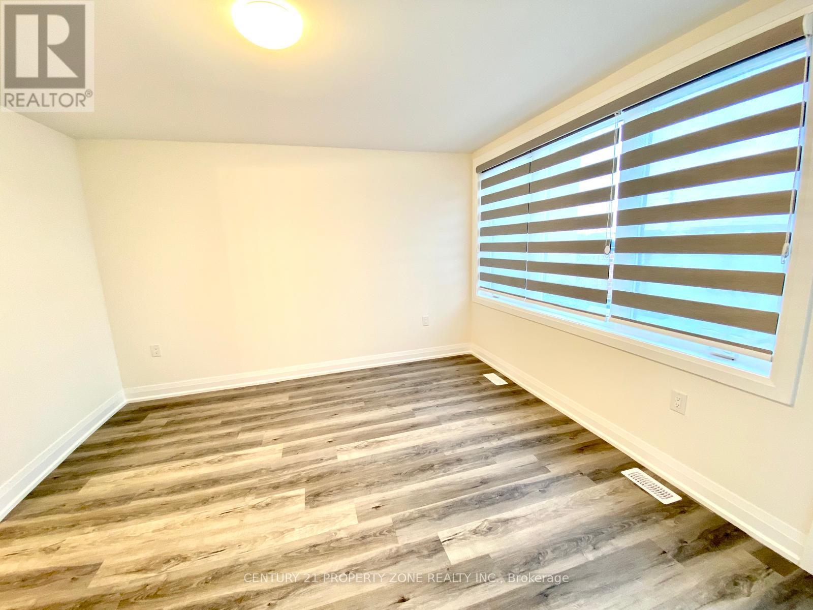 MLS® listing #30180153 for sale located at 3 - 183 VICTORIA STREET