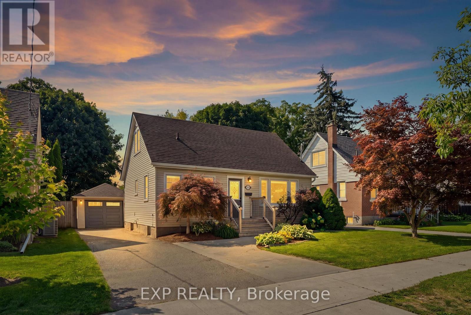 MLS® listing #30180343 for sale located at 20 HILLVIEW STREET