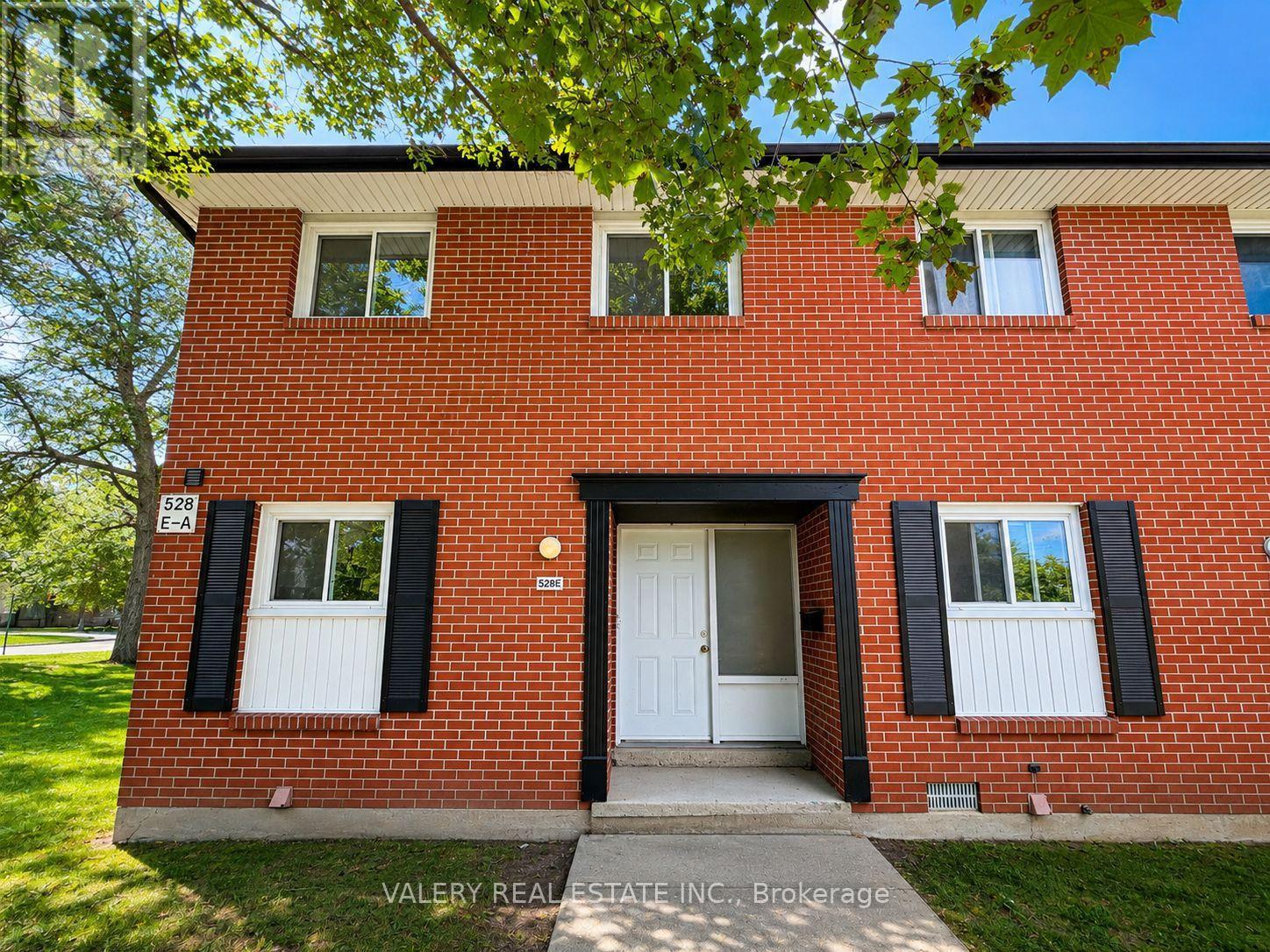 MLS® listing #30180532 for sale located at E - 528 SUNNYDALE PLACE