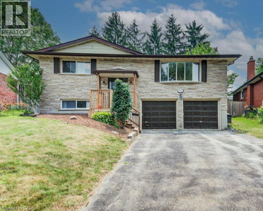 MLS® listing #30180978 for sale located at 109 WHITE OAK Place