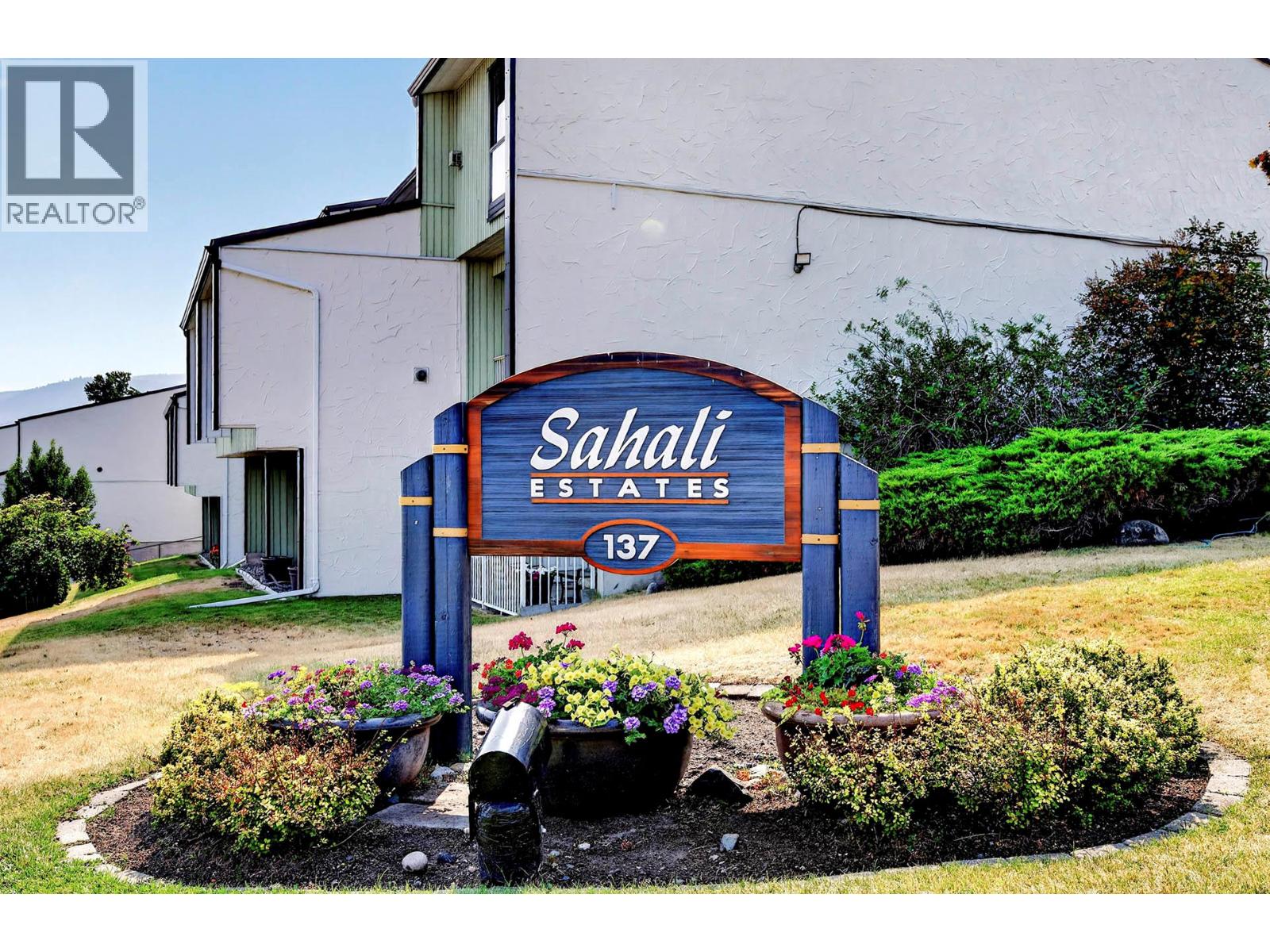 MLS® listing #30181303 for sale located at 137 McGILL Road Unit# 45