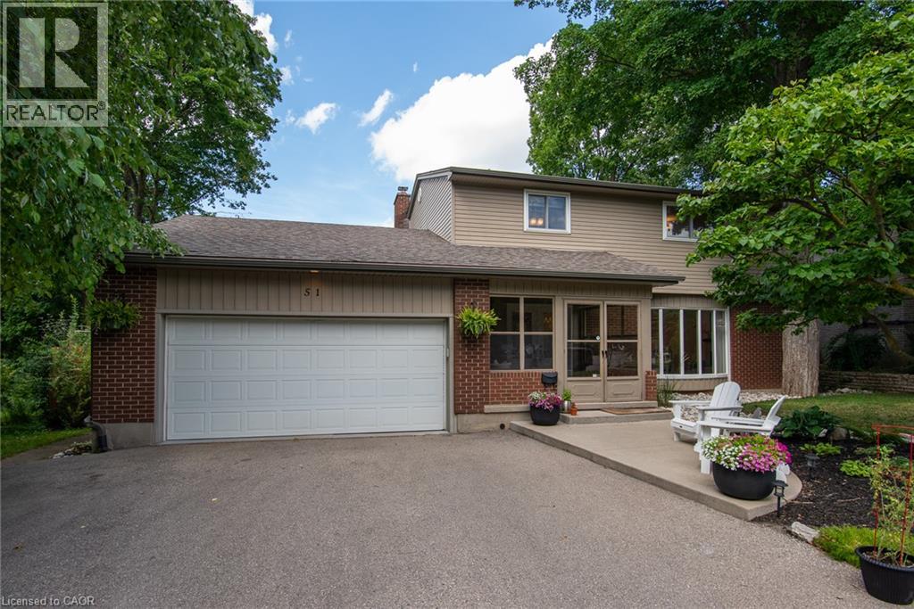 MLS® listing #30182122 for sale located at 51 MURRAYHILL Court
