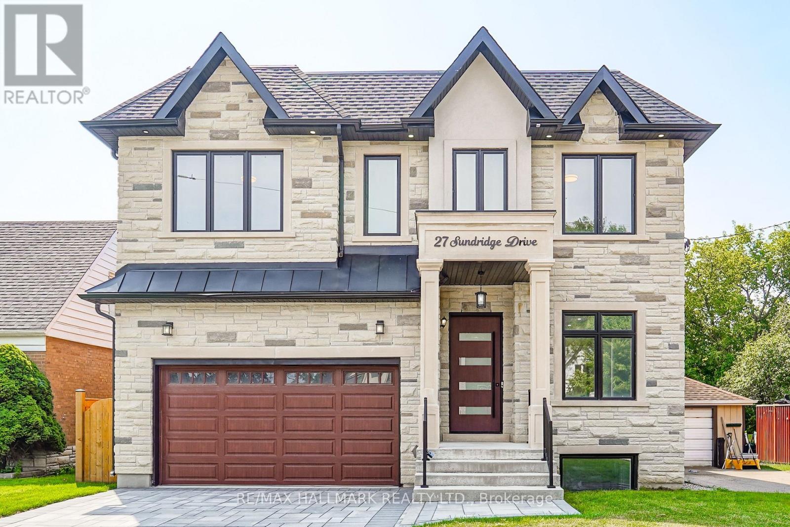 MLS® listing #30182179 for sale located at 27 SUNDRIDGE DRIVE