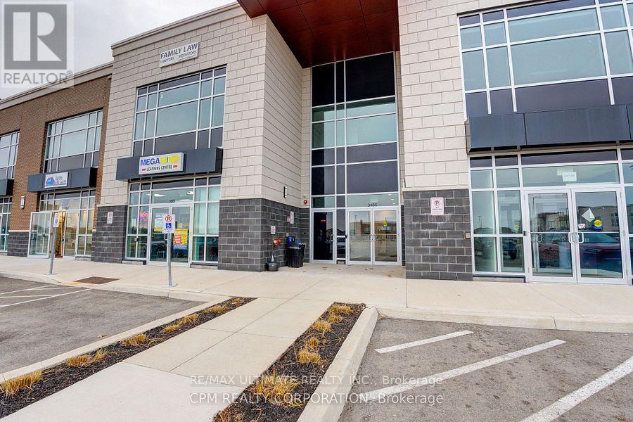MLS® listing #30182749 for sale located at 206 - 3485 REBECCA STREET