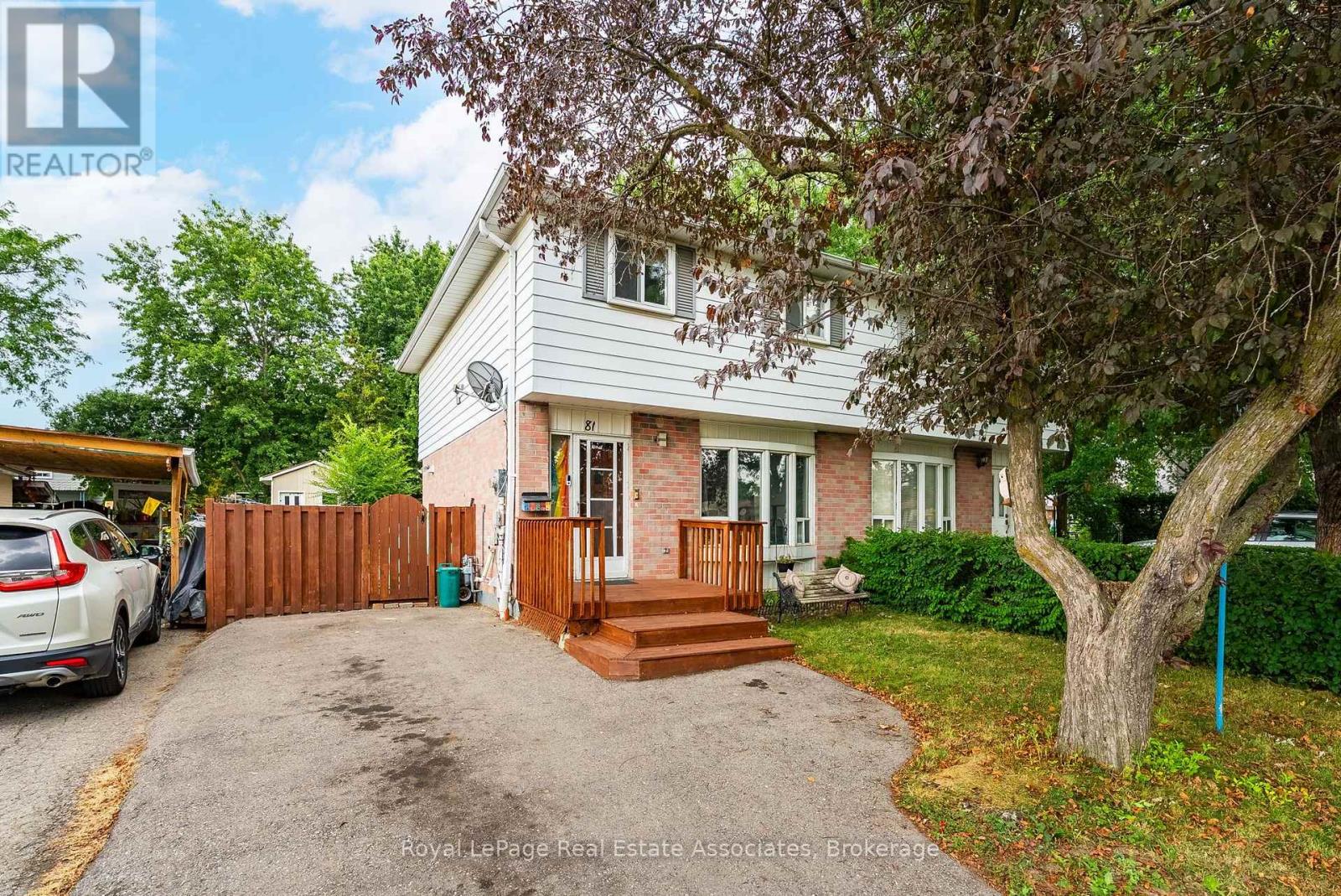 MLS® listing #30182751 for sale located at 81 GLENMORE CRESCENT