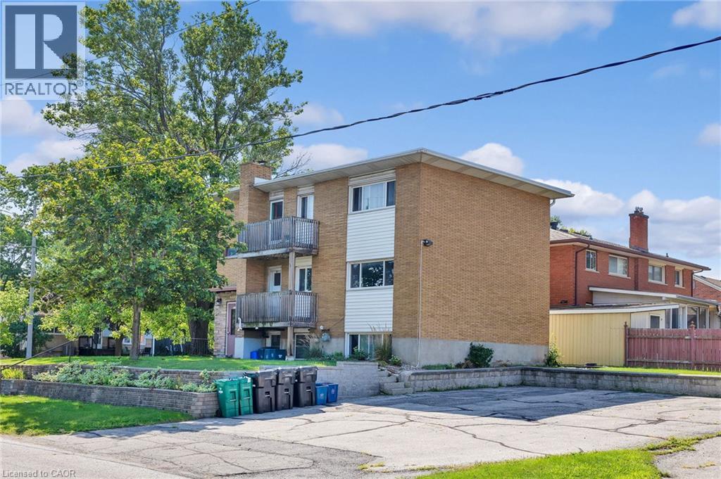 MLS® listing #30183580 for sale located at 271 PROSPECT Avenue Unit# 2