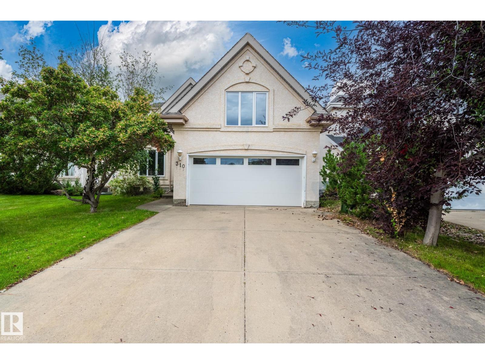 MLS® listing #30184303 for sale located at 310 Livingstone CO NW