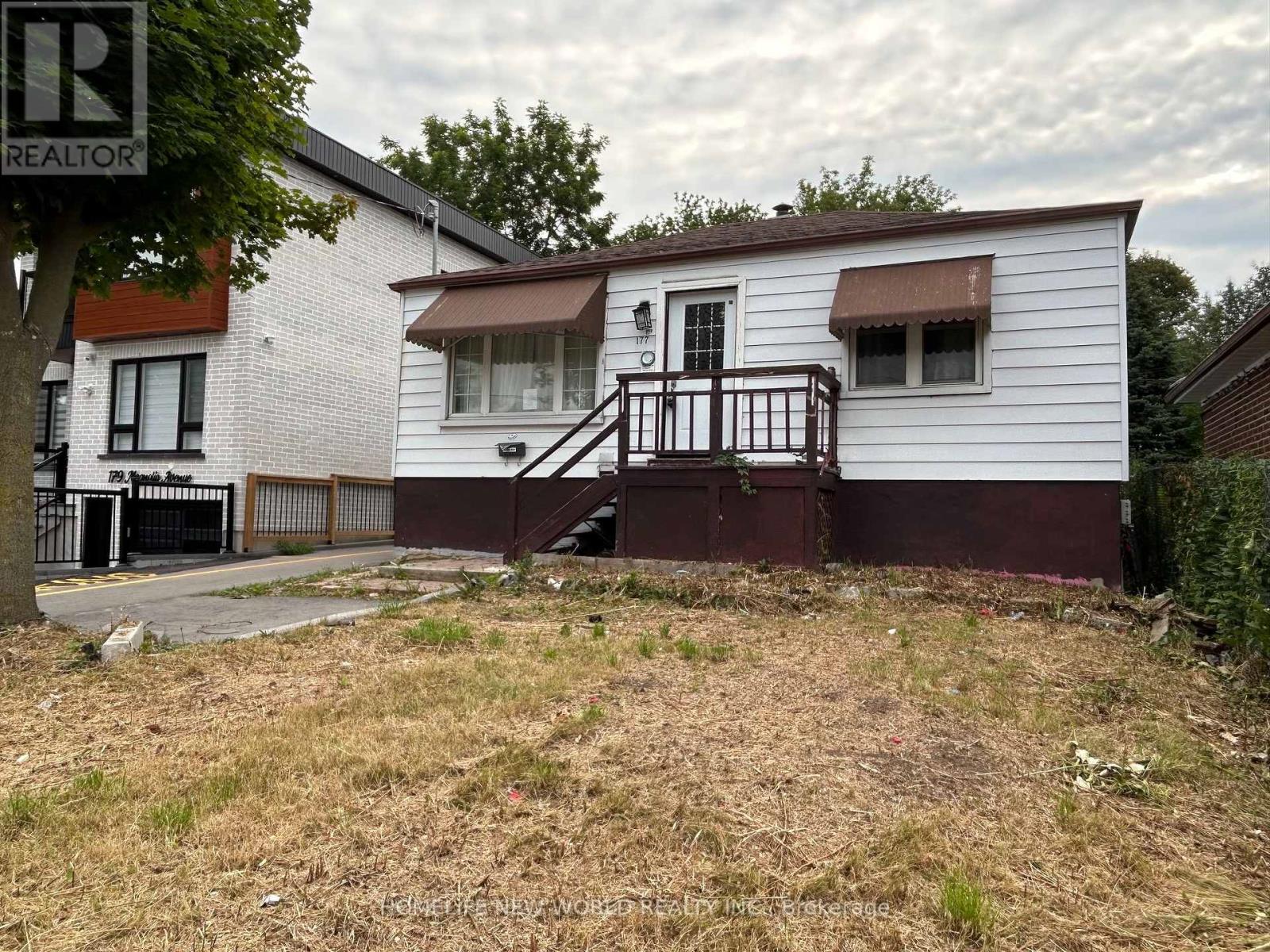MLS® listing #30184877 for sale located at 177 MAGNOLIA AVENUE