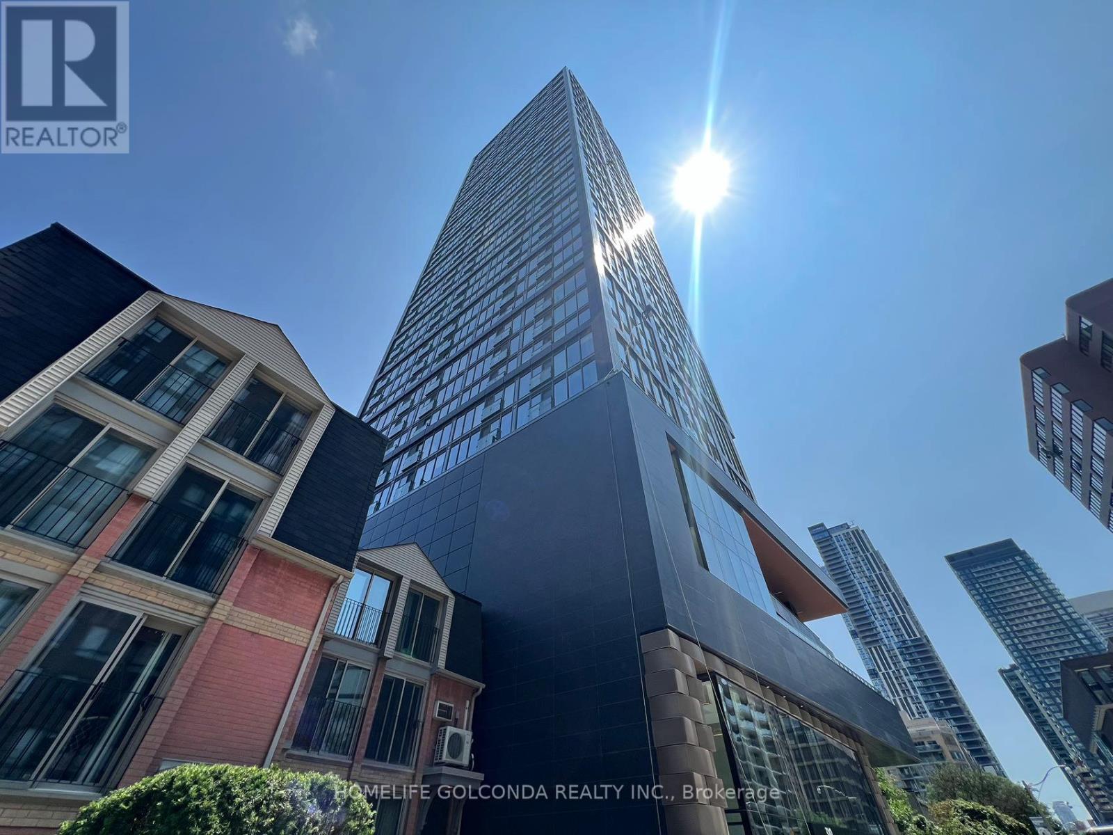 MLS® listing #30186676 for sale located at 4216 - 319 JARVIS STREET