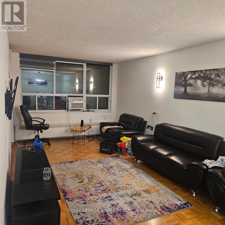 MLS® listing #30186859 for sale located at 409 - 390 DIXON ROAD