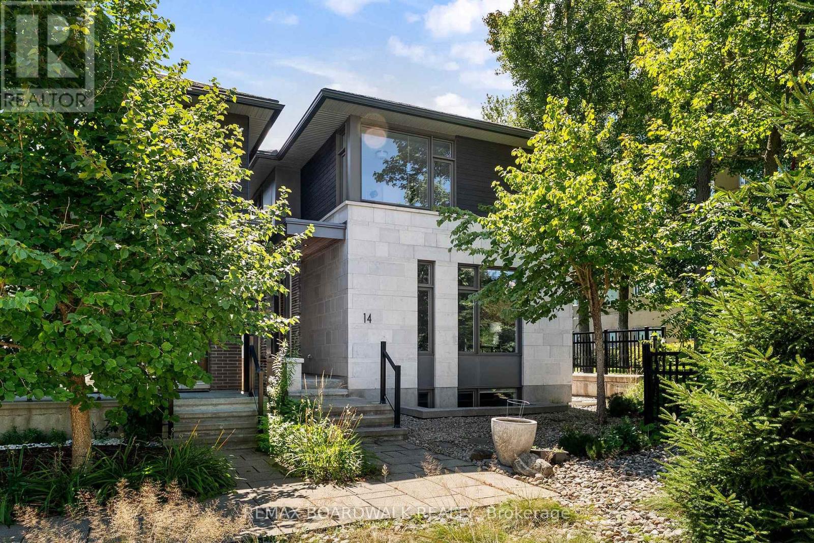 MLS® listing #30186993 for sale located at 14 PHILOSOPHER PRIVATE