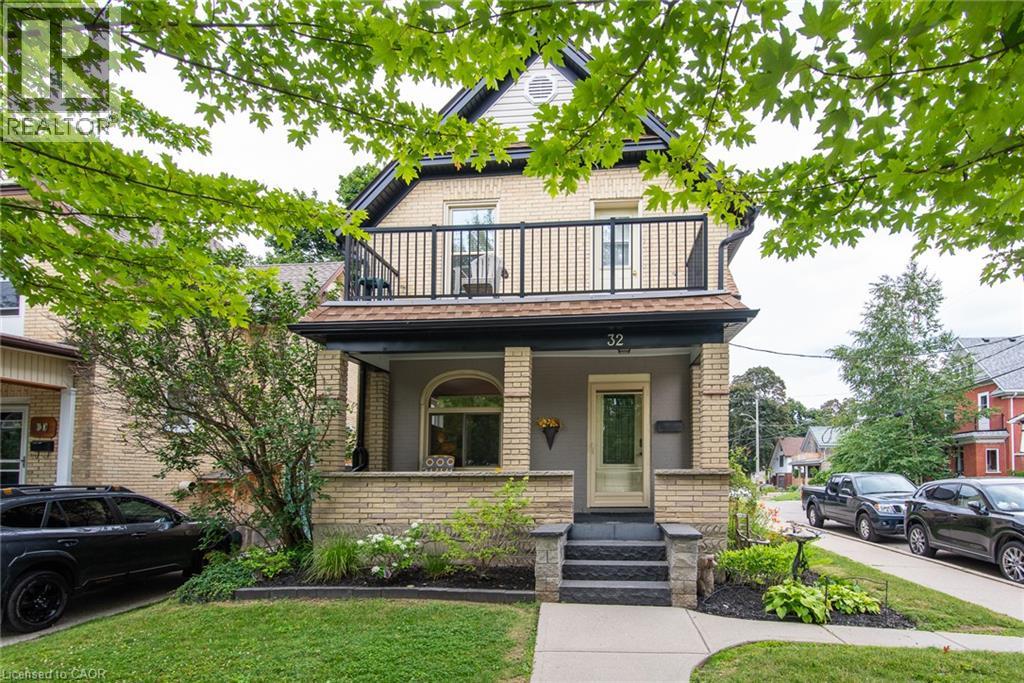 MLS® listing #30187653 for sale located at 32 SAMUEL Street