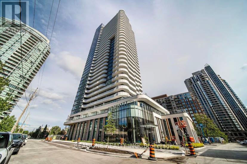 MLS® listing #30187974 for sale located at 1010 - 15 HOLMES AVENUE
