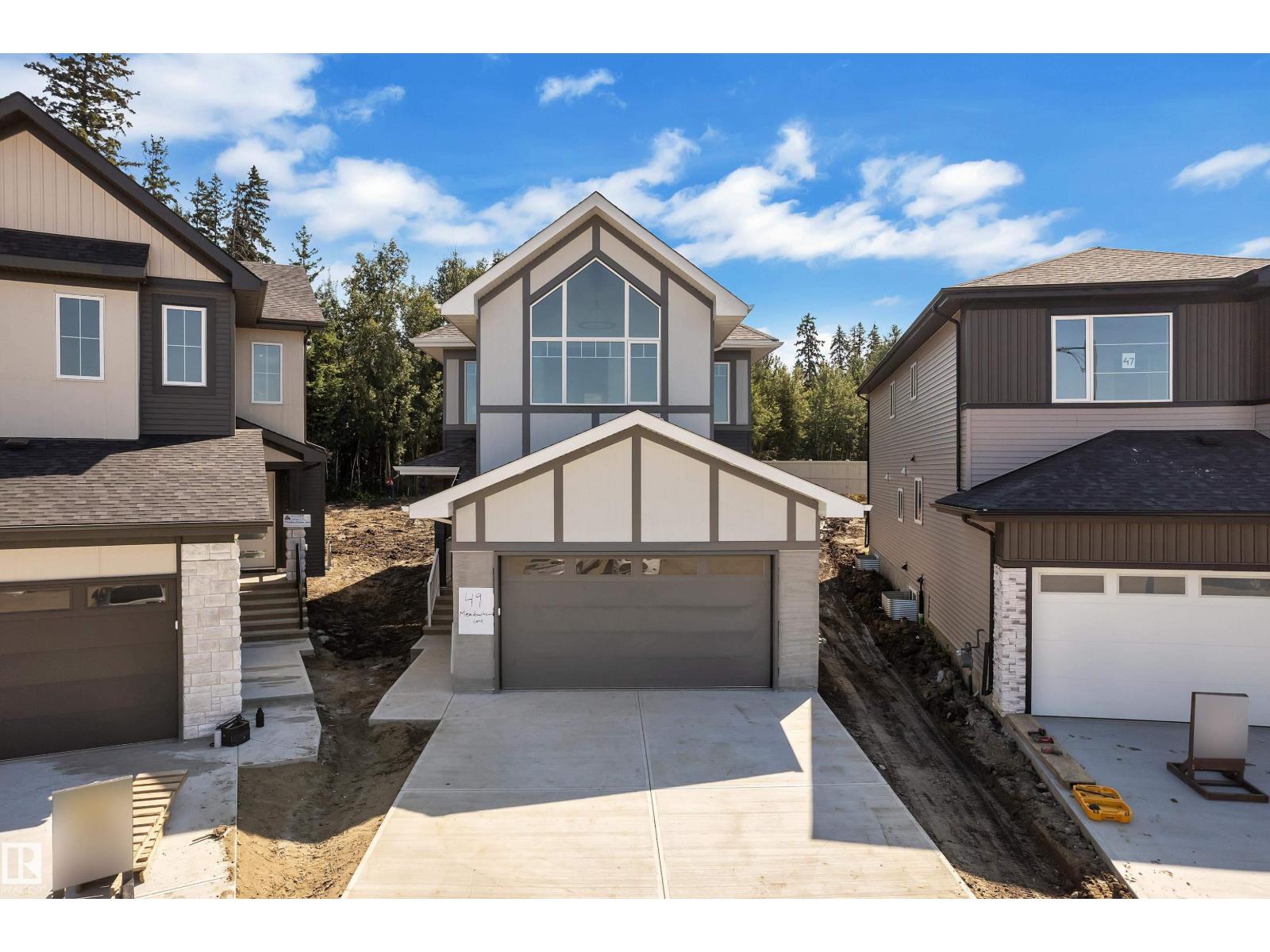 MLS® listing #30188128 for sale located at 49 Meadowgrove Lane, McLaughlin