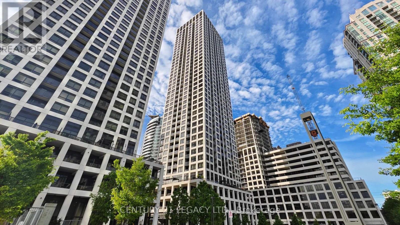 MLS® listing #30188186 for sale located at 3002 - 30 ELM STREET W