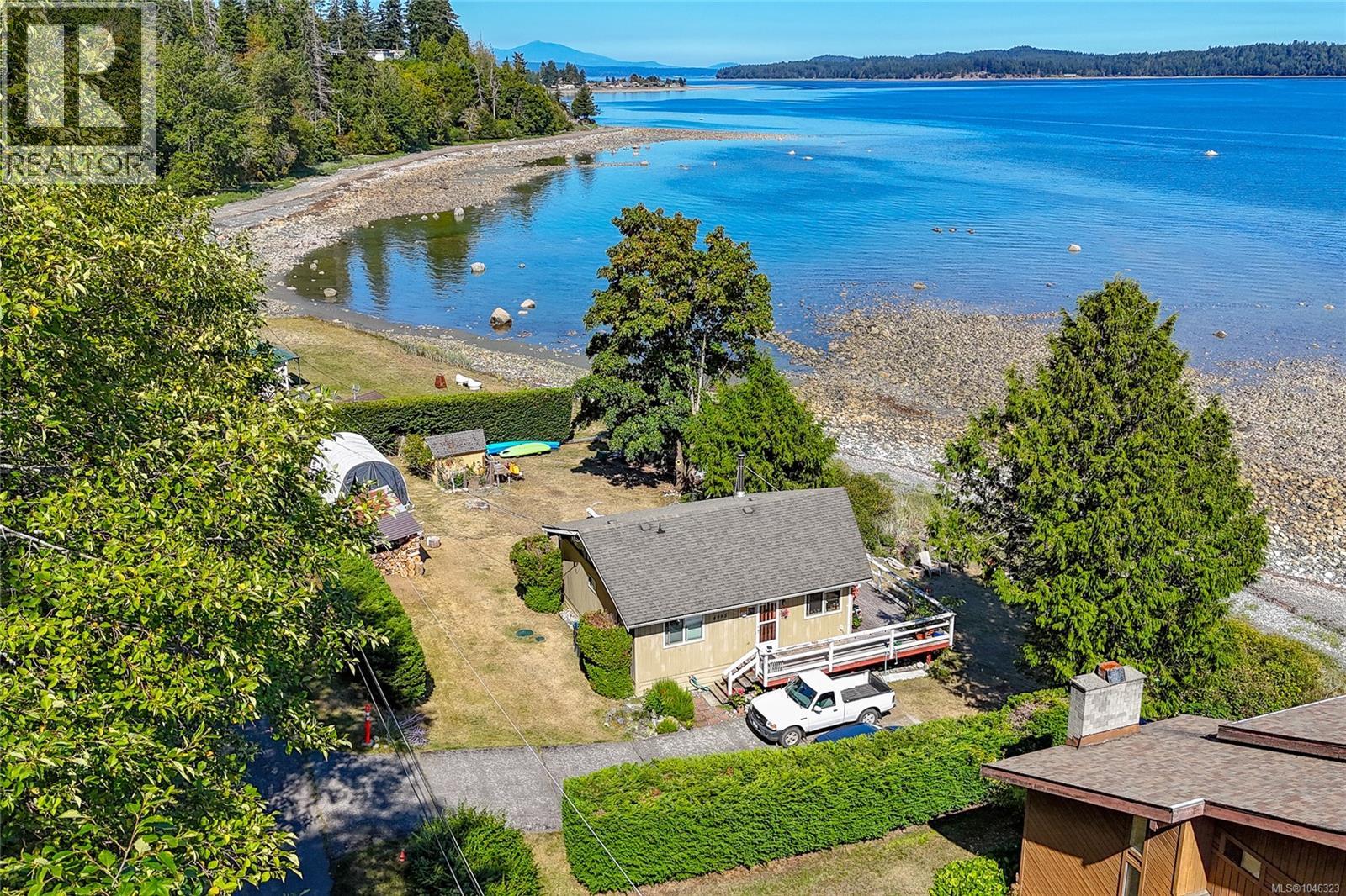 MLS® listing #30188195 for sale located at 4995 Shoreline Dr