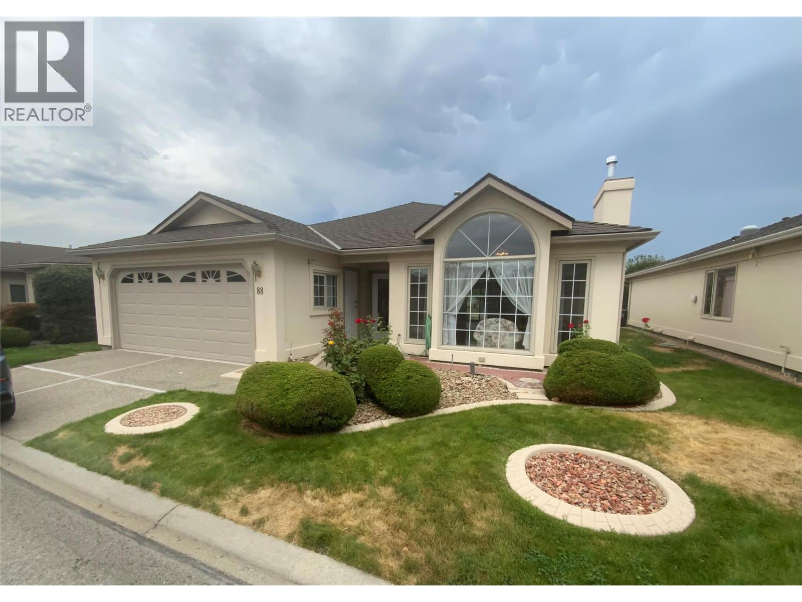 MLS® listing #30188458 for sale located at 3333 South Main Street Unit# 88