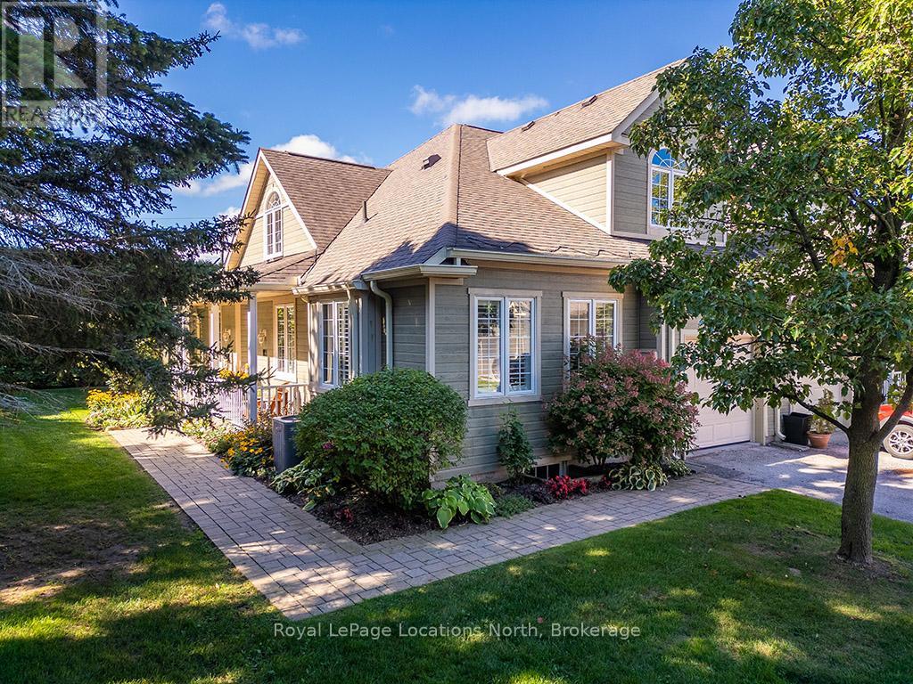MLS® listing #30189233 for sale located at 24 - 110 NAPIER STREET W