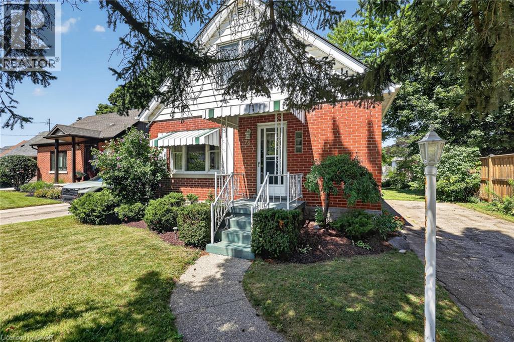 MLS® listing #30189315 for sale located at 78 BELLEVIEW Avenue