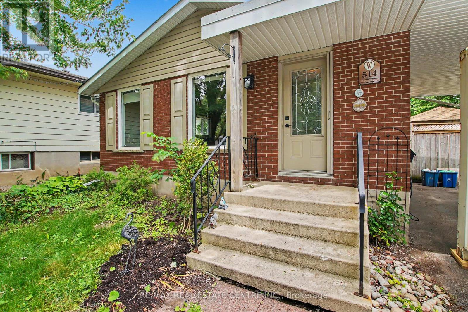 MLS® listing #30190419 for sale located at 514 HAVELOCK DRIVE